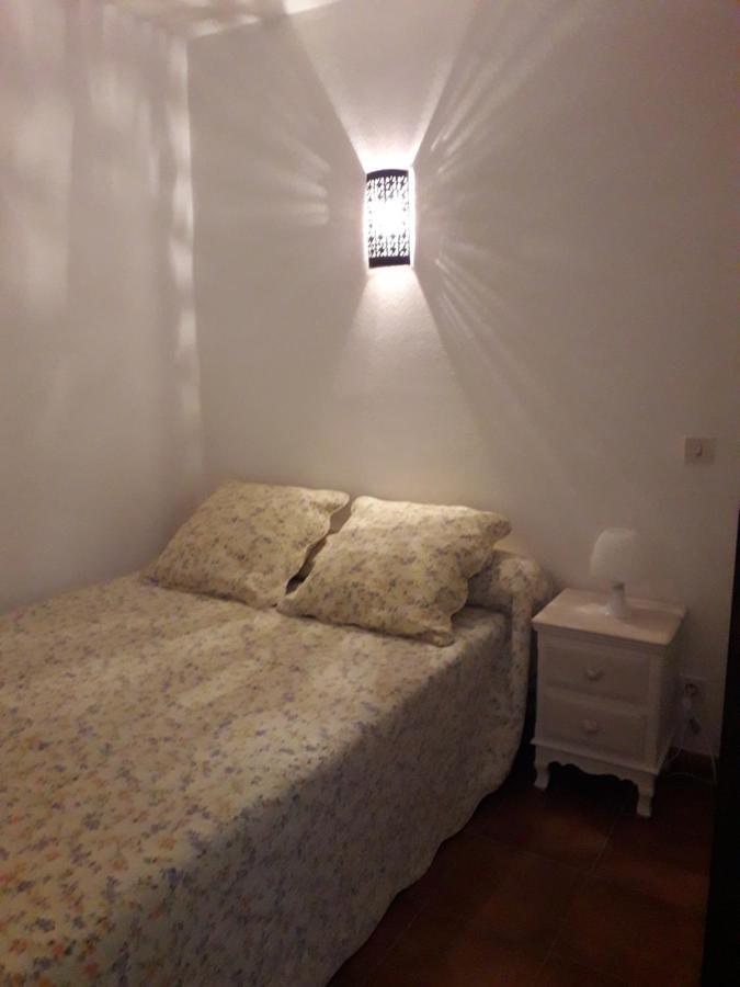 Appartement Calme A Deux Pas De La Mer Saintes-Maries-de-La-Mer Exterior foto